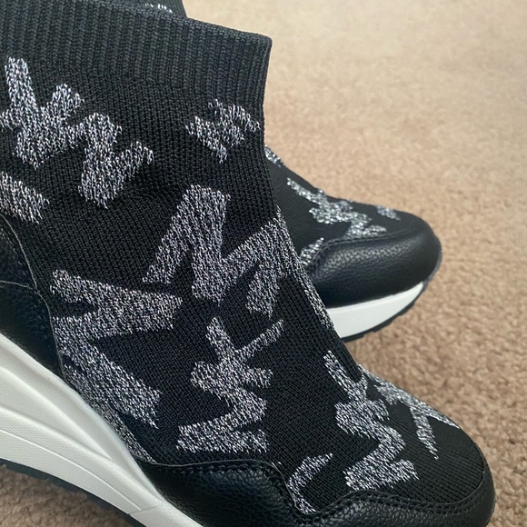 MICHAEL MICHAEL KORS SOCK SNEAKERS LOGO Kids - Picture 10 of 14